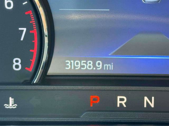 Used 2022 Ford Explorer XLT image 13