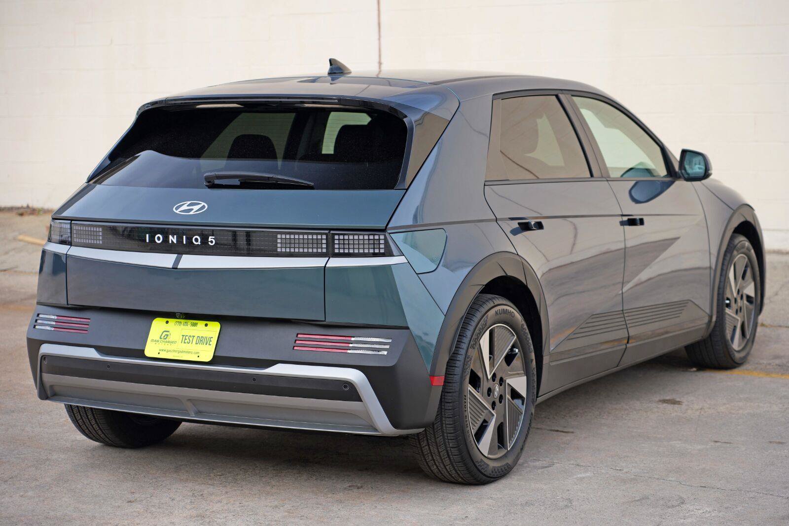 Used 2025 Hyundai Ioniq 5 SE RWD image 50
