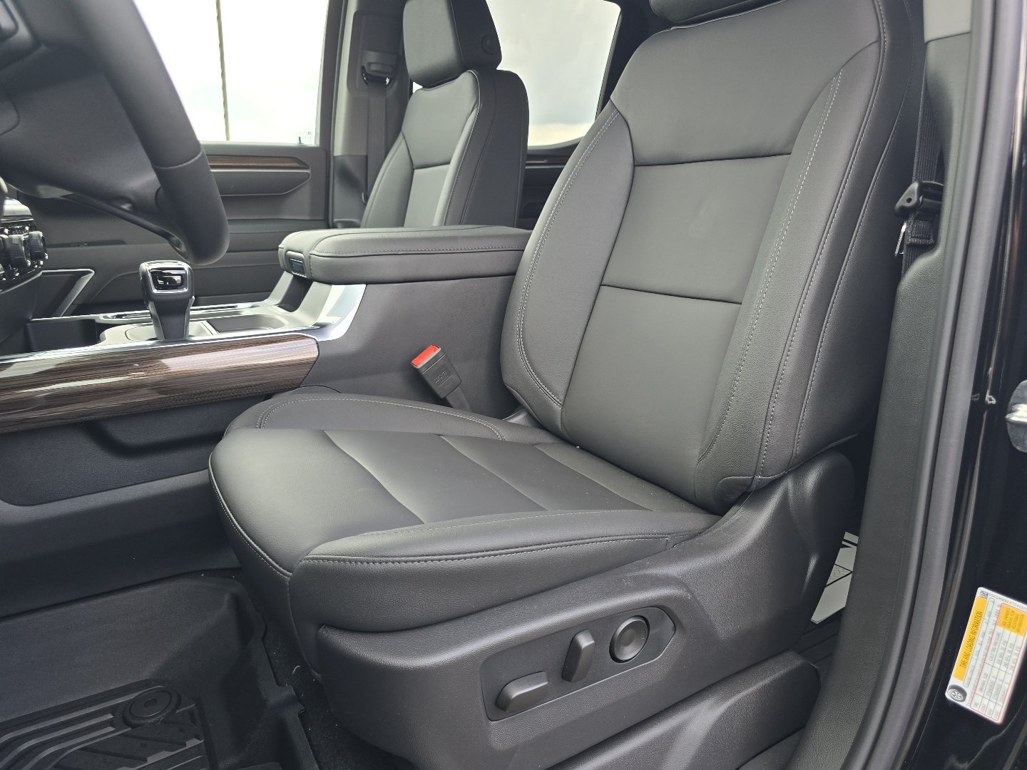 New 2026 Chevrolet Silverado 1500 RST w/ RST All Star Premium Package AWD/4WD image 16