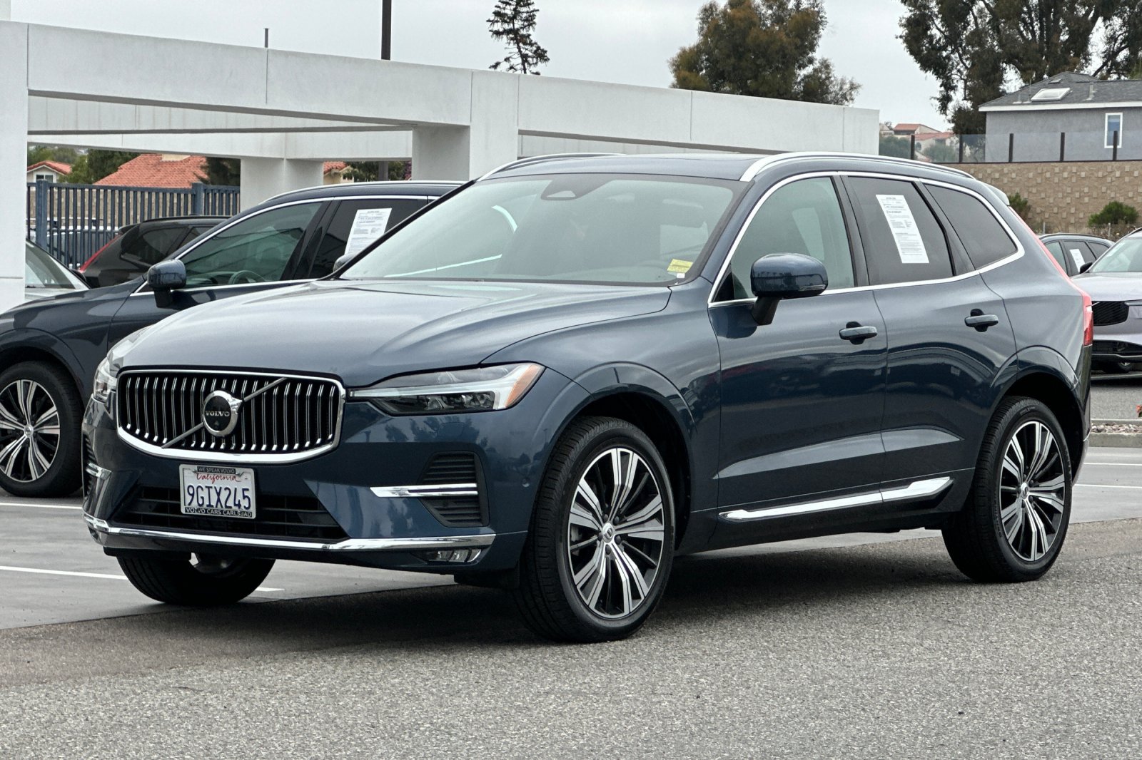Used 2023 Volvo XC60 B5 Plus w/ Climate Package FWD image 8