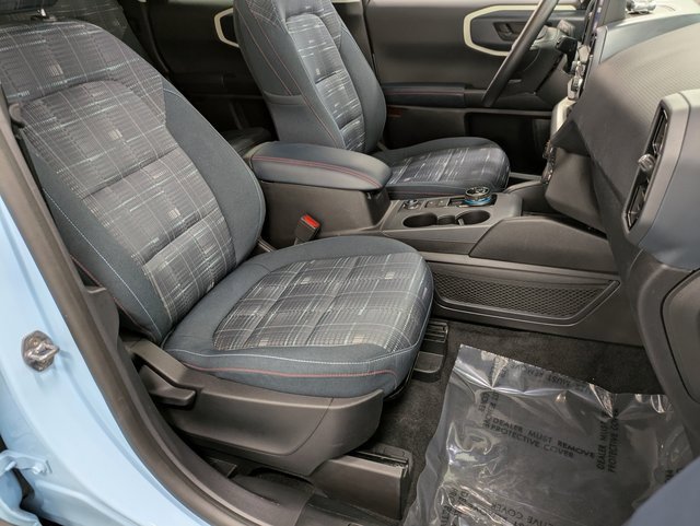 Used 2024 Ford Bronco Sport Heritage w/ Heritage Convenience Package image 28