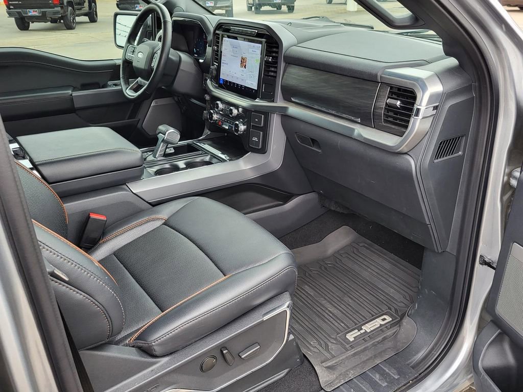 Used 2024 Ford F150 Lariat w/ FX4 Off-Road Package image 9