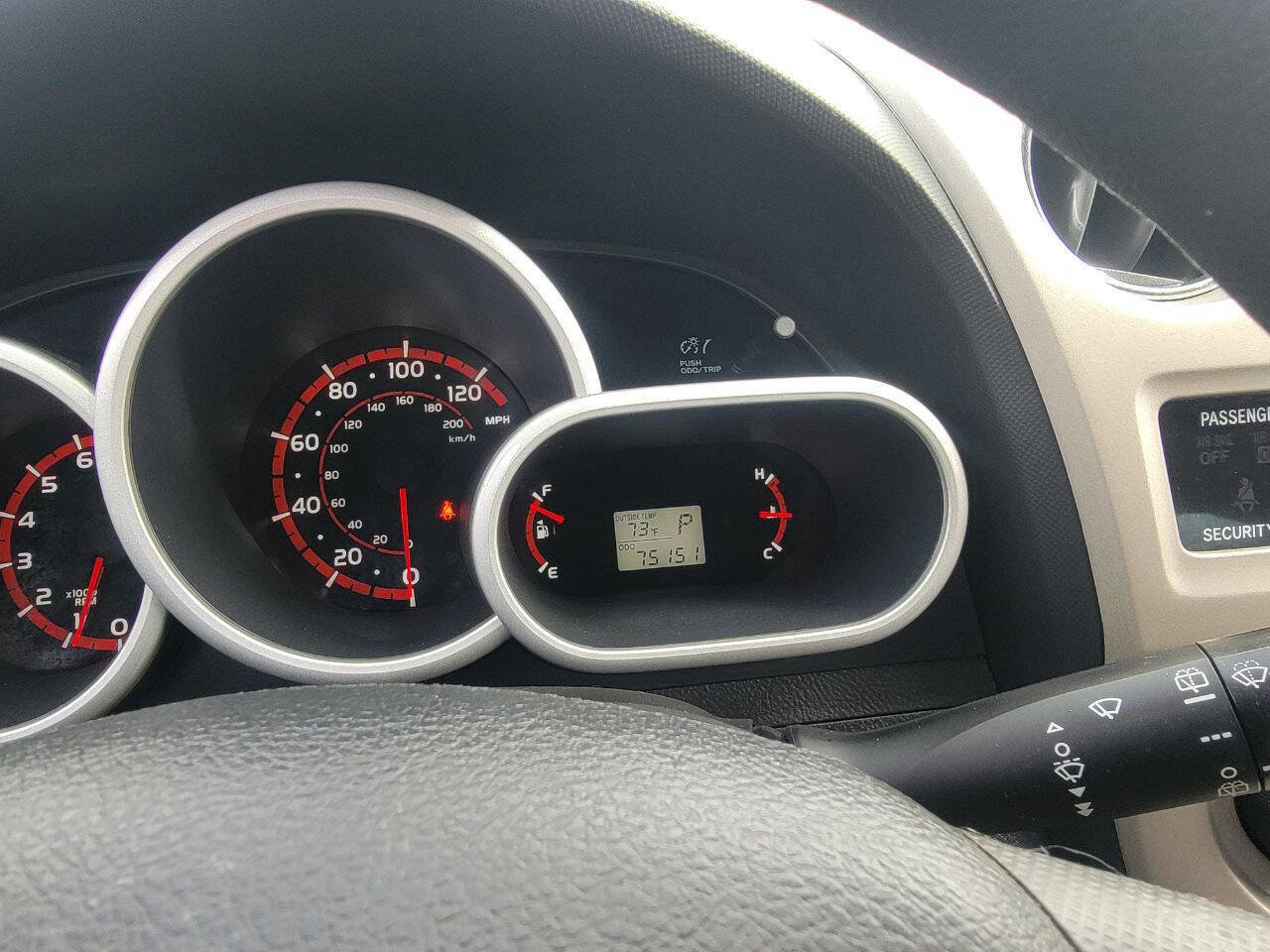 Used 2010 Toyota Matrix image 16