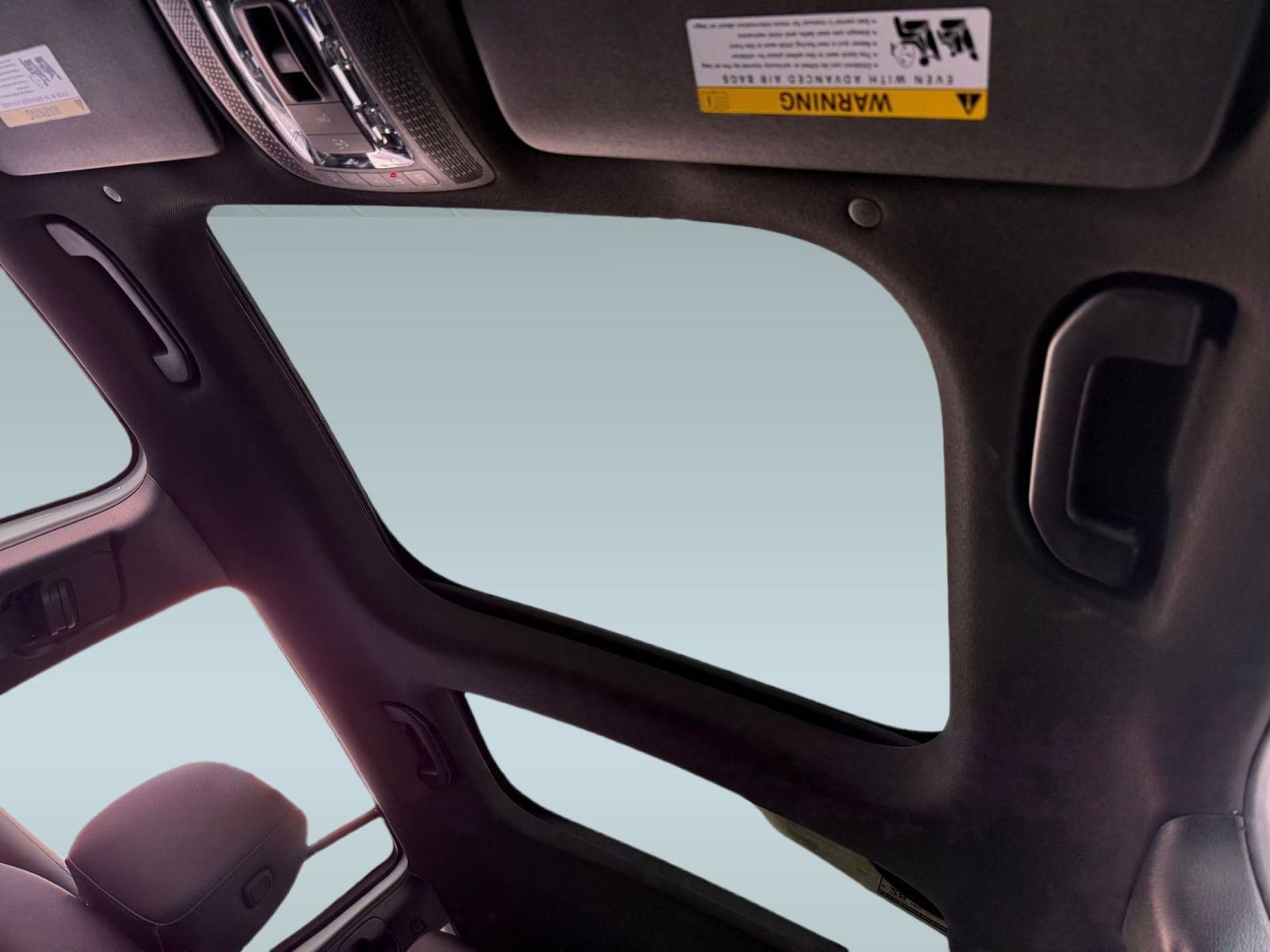 New 2026 Mercedes-Benz GLB 250 image 12