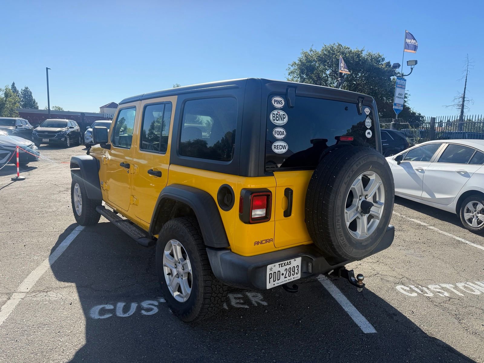 Used 2021 Jeep Wrangler Unlimited Sport AWD/4WD image 3