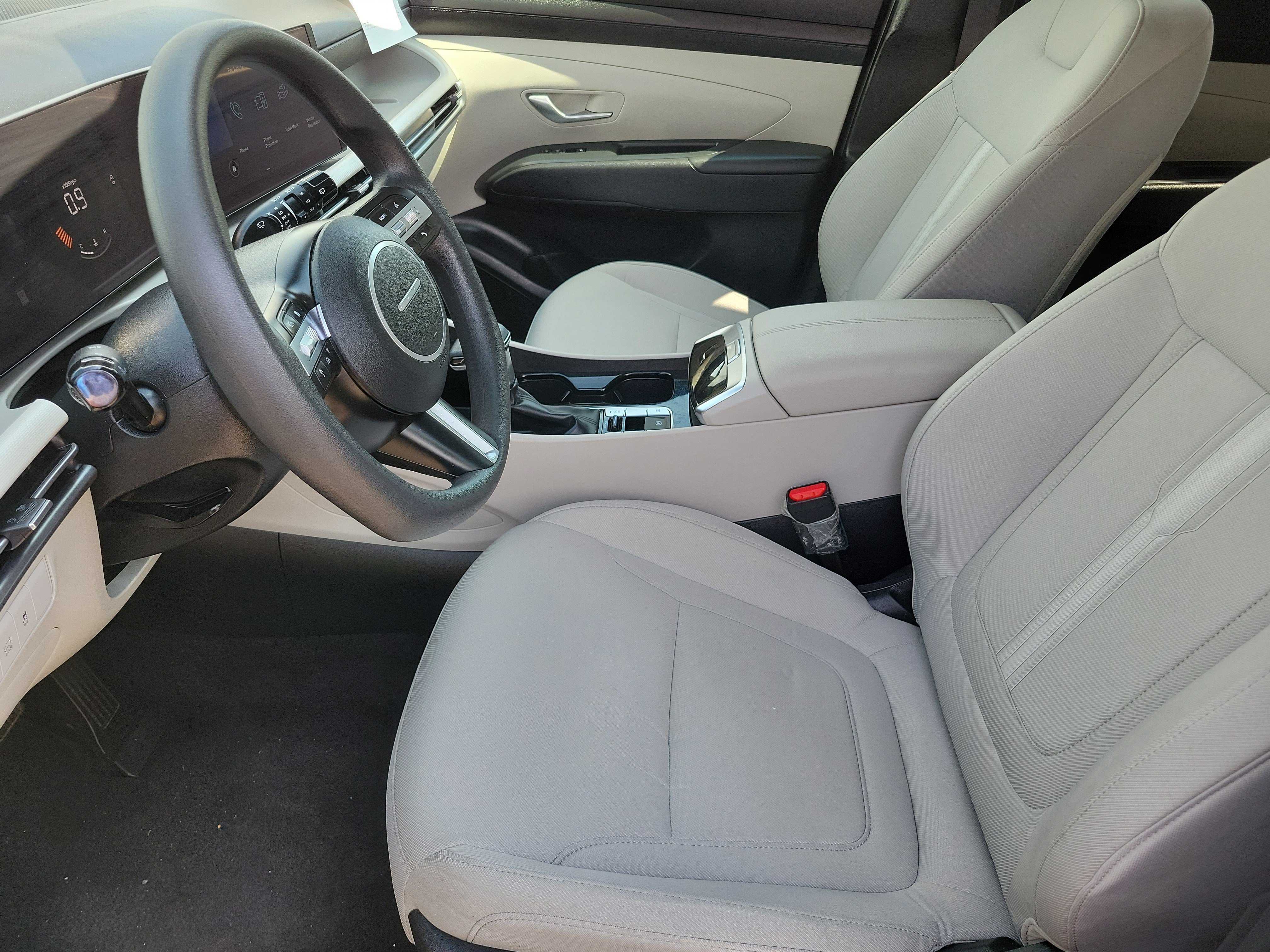 Used 2026 Hyundai Tucson SEL AWD/4WD image 3