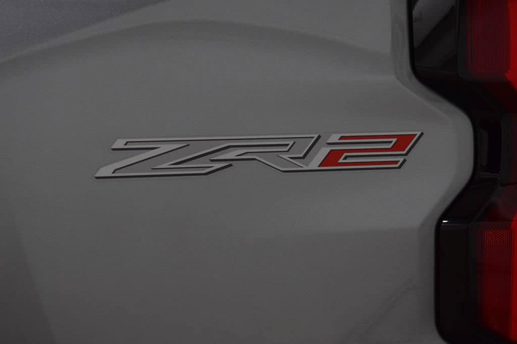 New 2026 Chevrolet Colorado ZR2 w/ Technology Package AWD/4WD image 29
