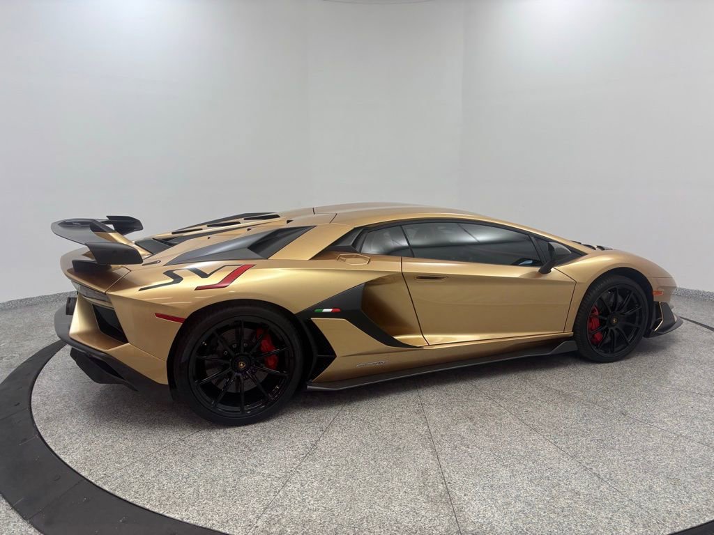 Used 2019 Lamborghini Aventador SVJ image 13