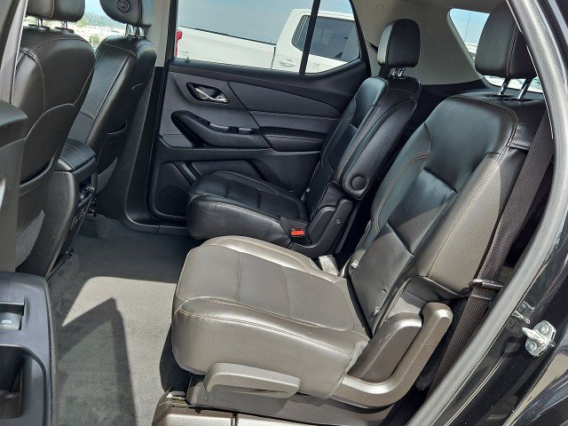 Used 2021 Chevrolet Traverse RS w/ LPO, Cargo Package FWD image 25