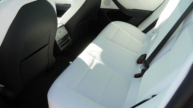 Used 2025 Tesla Model 3 Long Range image 13