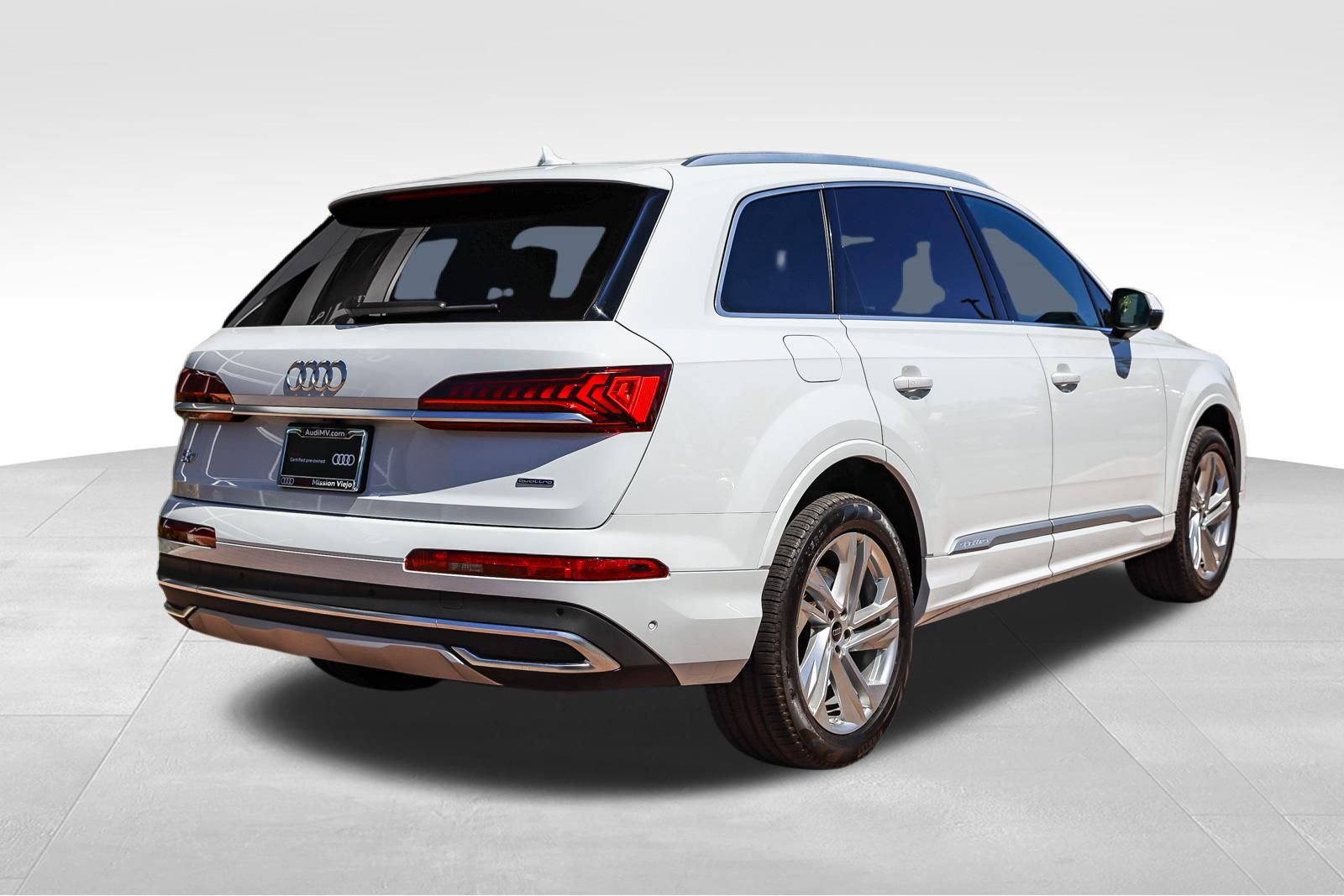 Certified 2023 Audi Q7 2.0T Premium w/ Convenience Package AWD/4WD image 7
