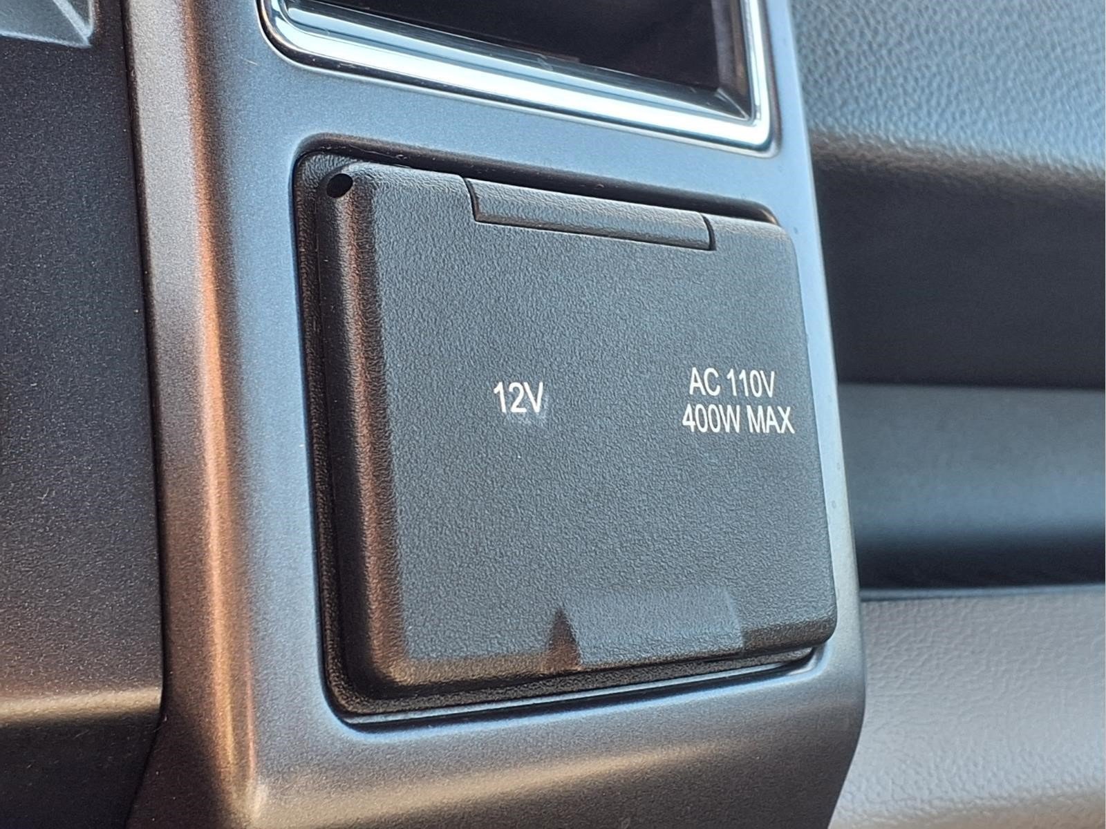 Used 2017 Ford F150 XLT w/ Equipment Group 302A Luxury AWD/4WD image 19