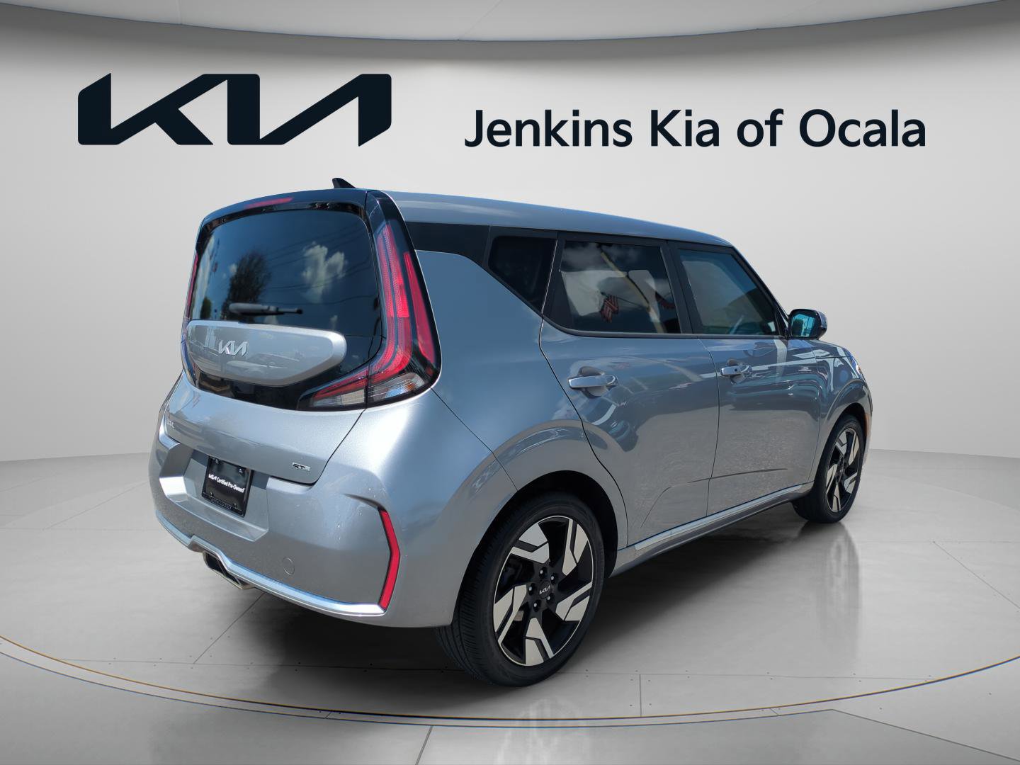 Certified 2023 Kia Soul GT-Line image 3