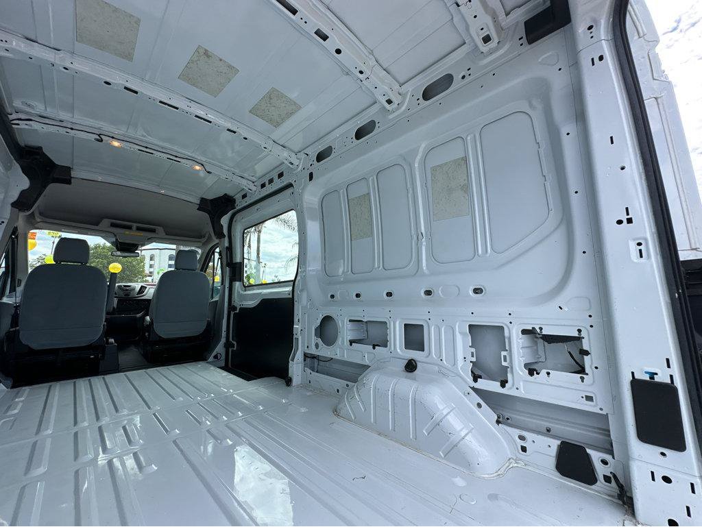 Used 2016 Ford Transit 150 148 Medium Roof RWD image 34