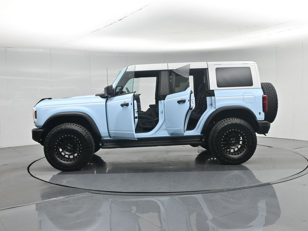 Certified 2025 Ford Bronco Heritage Edition image 36