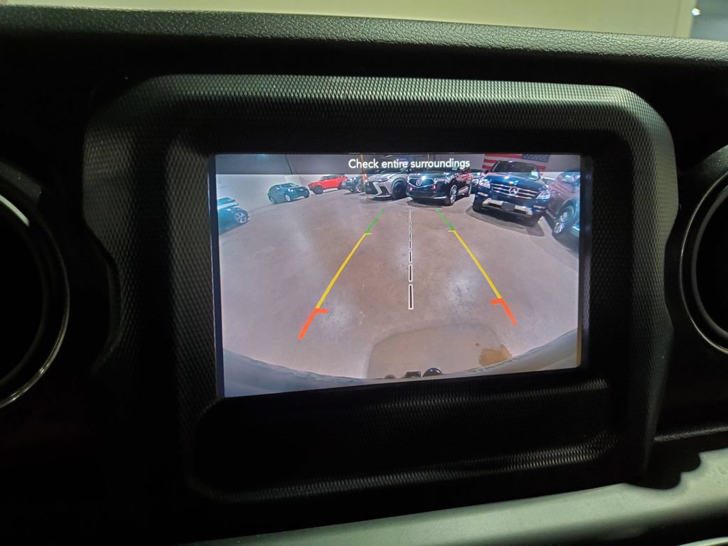 Used 2019 Jeep Wrangler Unlimited Sport AWD/4WD image 31