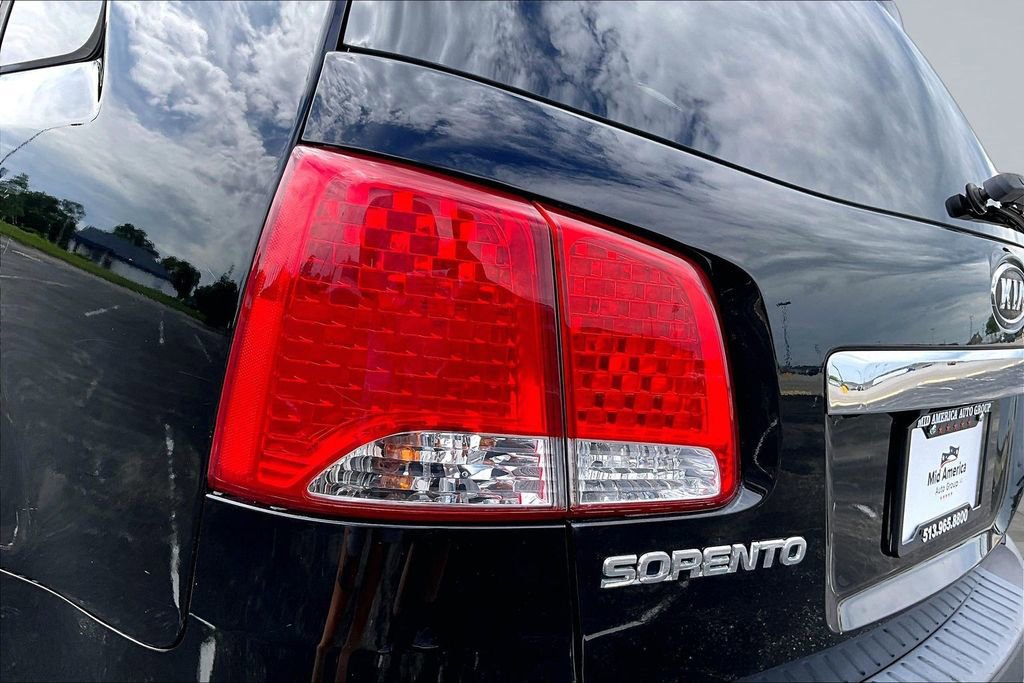 Used 2012 Kia Sorento LX w/ Convenience Pkg FWD image 30