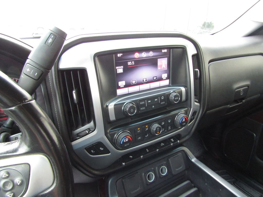 Used 2015 GMC Sierra 2500 SLT w/ Duramax Plus Package AWD/4WD image 27