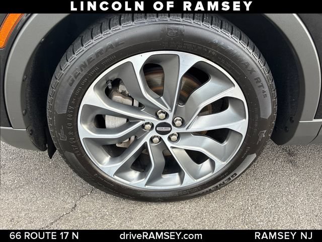 Used 2022 Lincoln Nautilus Reserve AWD/4WD image 26