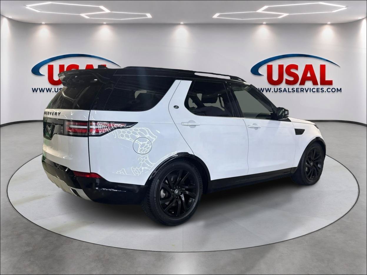 Used 2020 Land Rover Discovery Landmark AWD/4WD image 5