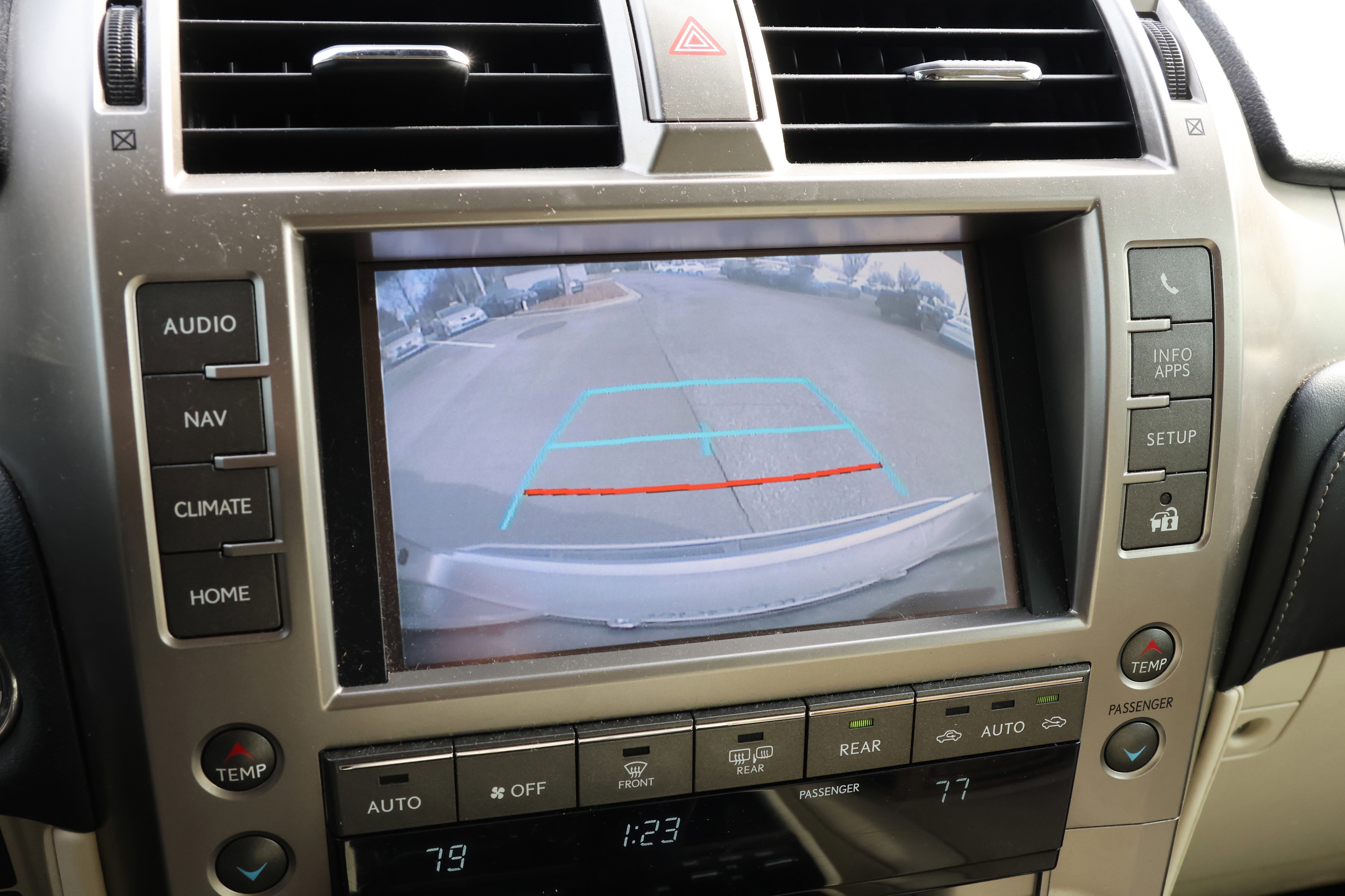 Used 2020 Lexus GX 460 Luxury image 24