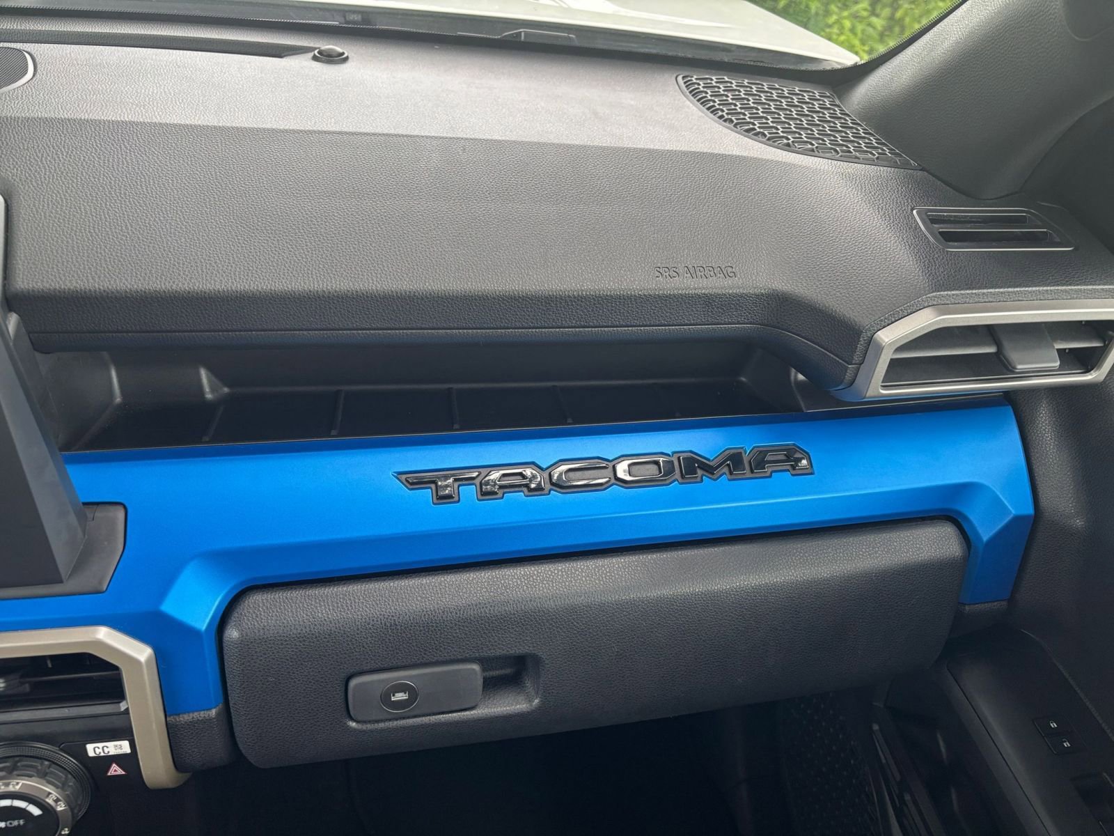 Used 2024 Toyota Tacoma TRD Sport image 36