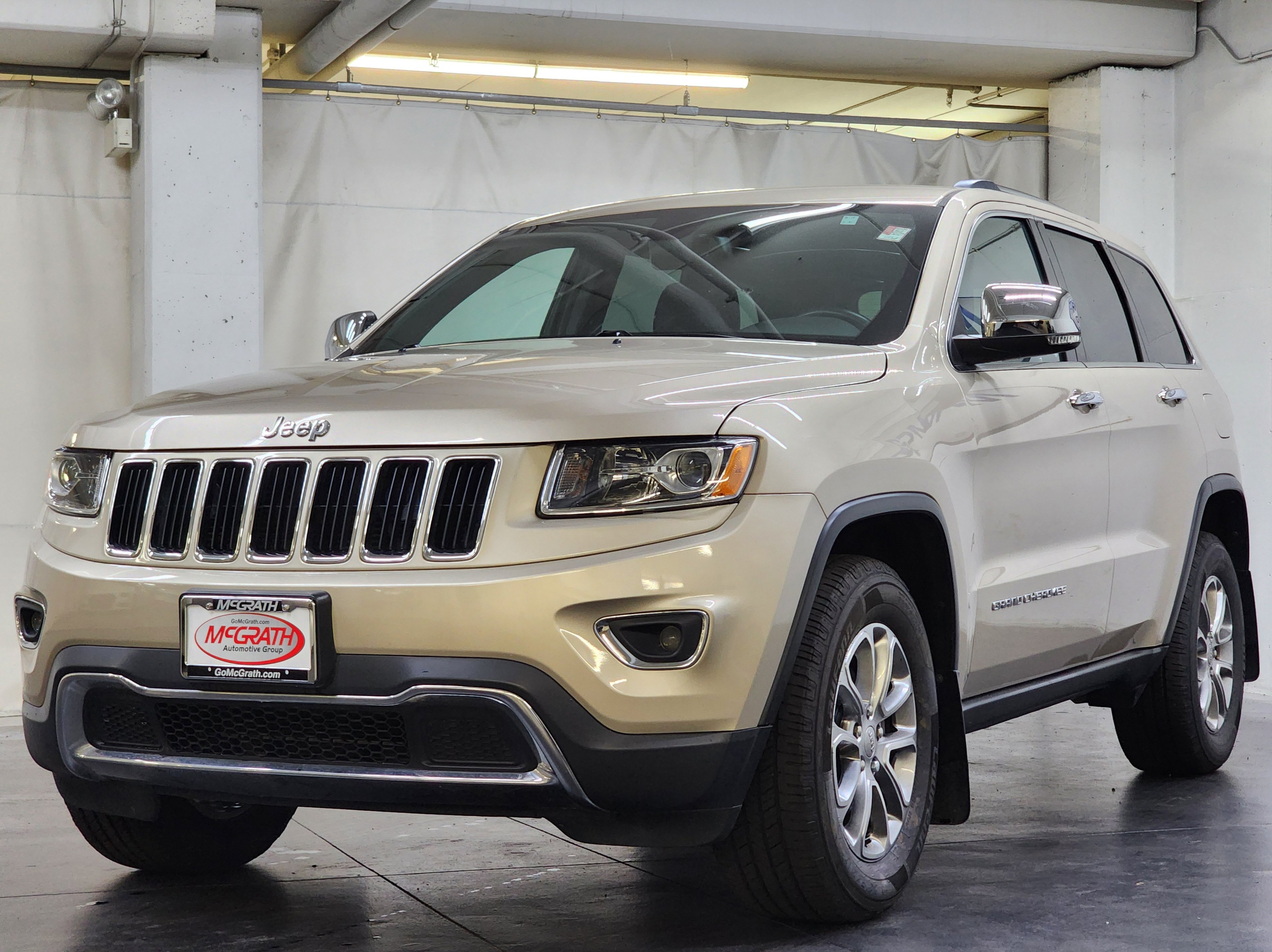 Used 2015 Jeep Grand Cherokee Limited AWD/4WD image 11
