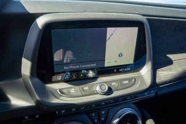 Used 2019 Chevrolet Camaro ZL1 RWD image 17