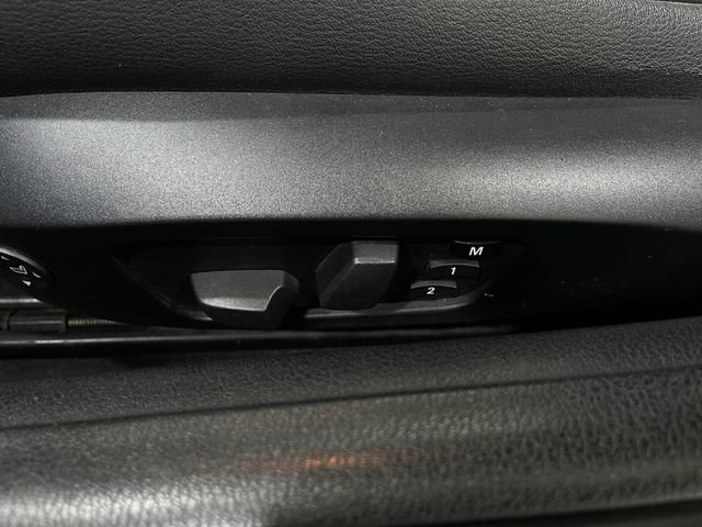 Used 2015 BMW Z4 sDrive28i image 15