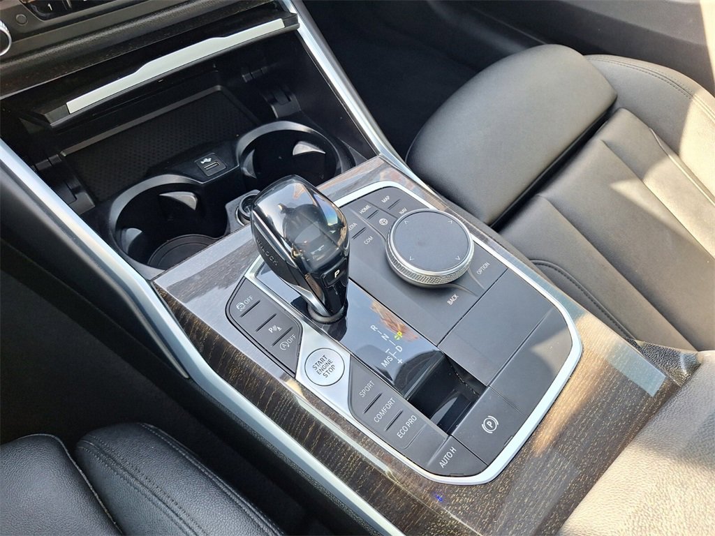 Used 2020 BMW 330i Sedan w/ Driving Assistance Package image 16