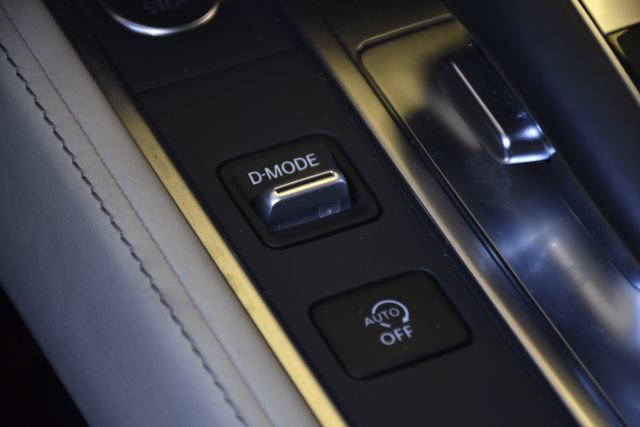 Certified 2025 INFINITI QX60 Sensory w/ Vision Package AWD/4WD image 16