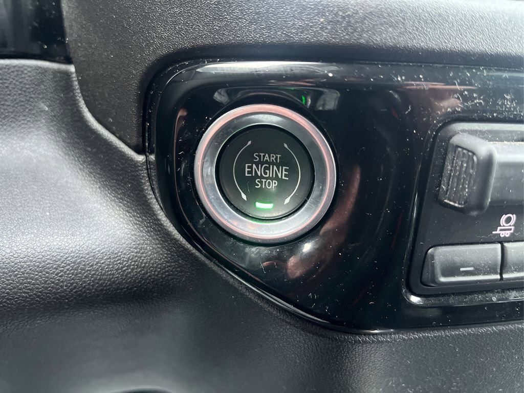 Used 2023 Chevrolet Silverado 1500 RST image 29