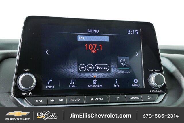 Used 2025 Nissan Rogue SV AWD/4WD image 14