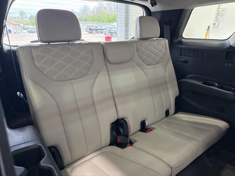 Used 2022 Hyundai Palisade Limited w/ Cargo Package image 13