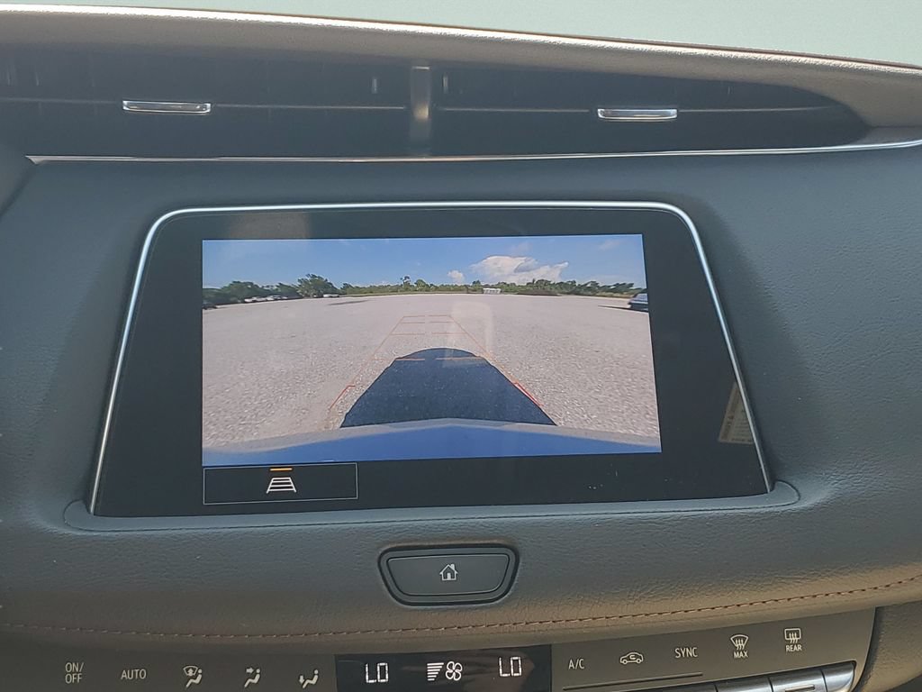 Used 2023 Cadillac XT4 Sport FWD image 17