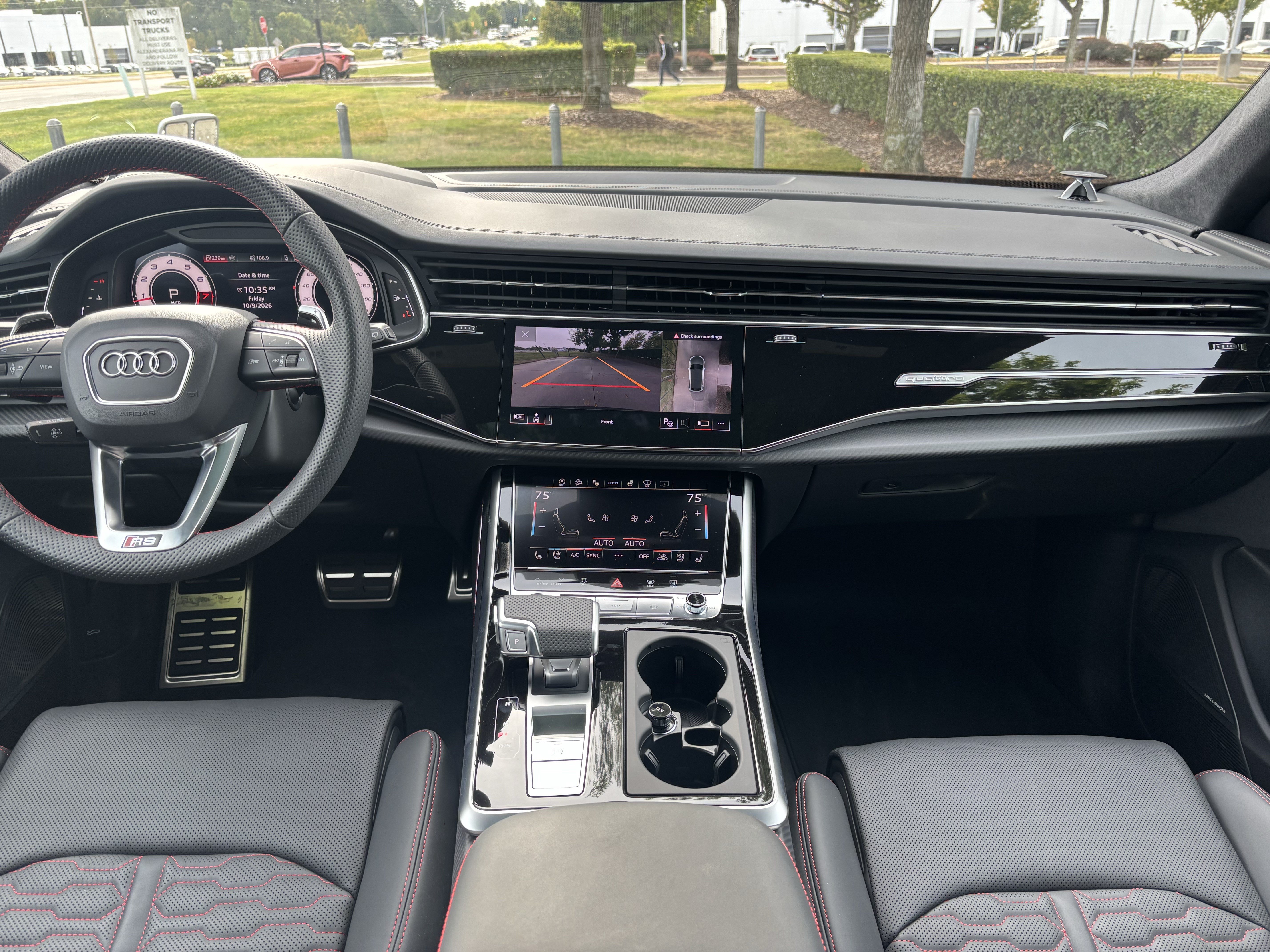 Certified 2026 Audi RS Q8 performance AWD/4WD image 32