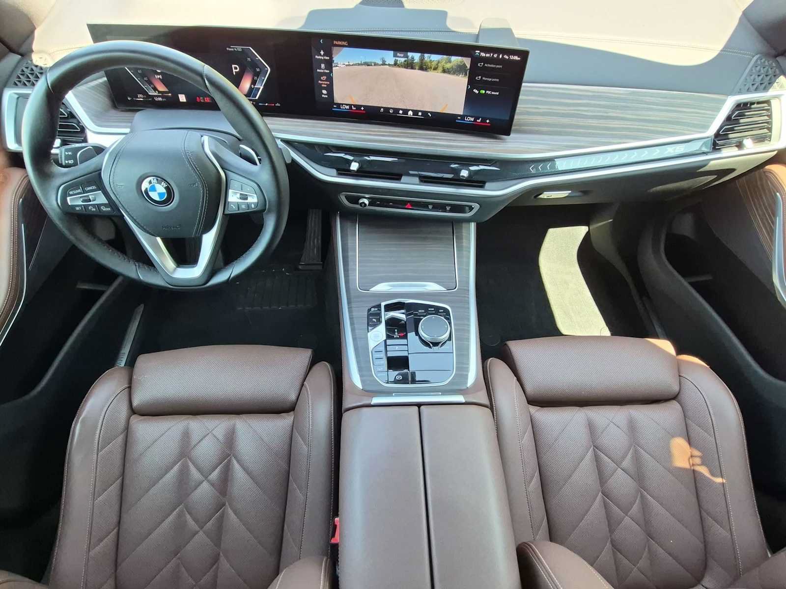 Used 2024 BMW X5 xDrive40i w/ Parking Assistance Package AWD/4WD image 15