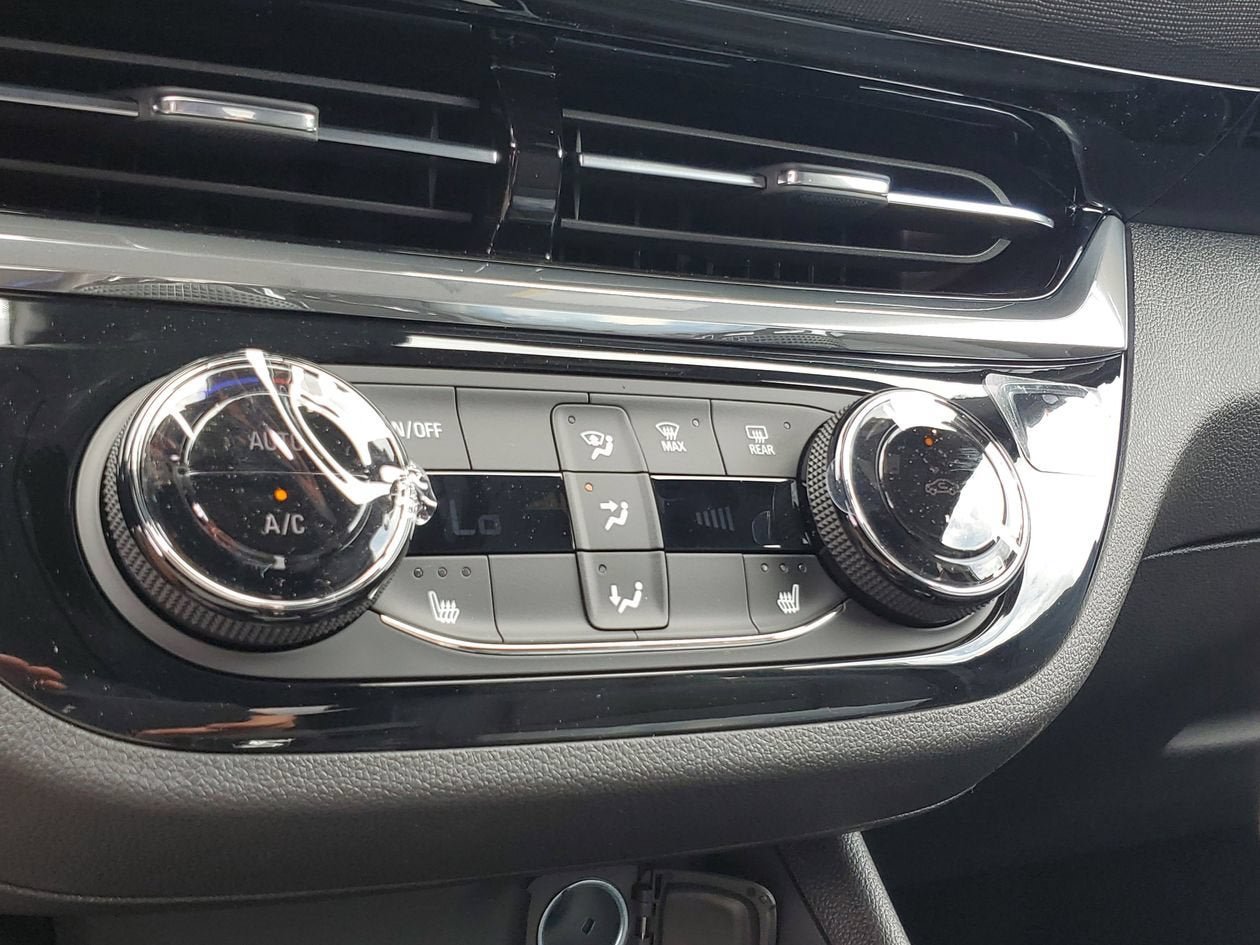 New 2026 Buick Envista Sport Touring w/ Convenience I Package FWD image 22
