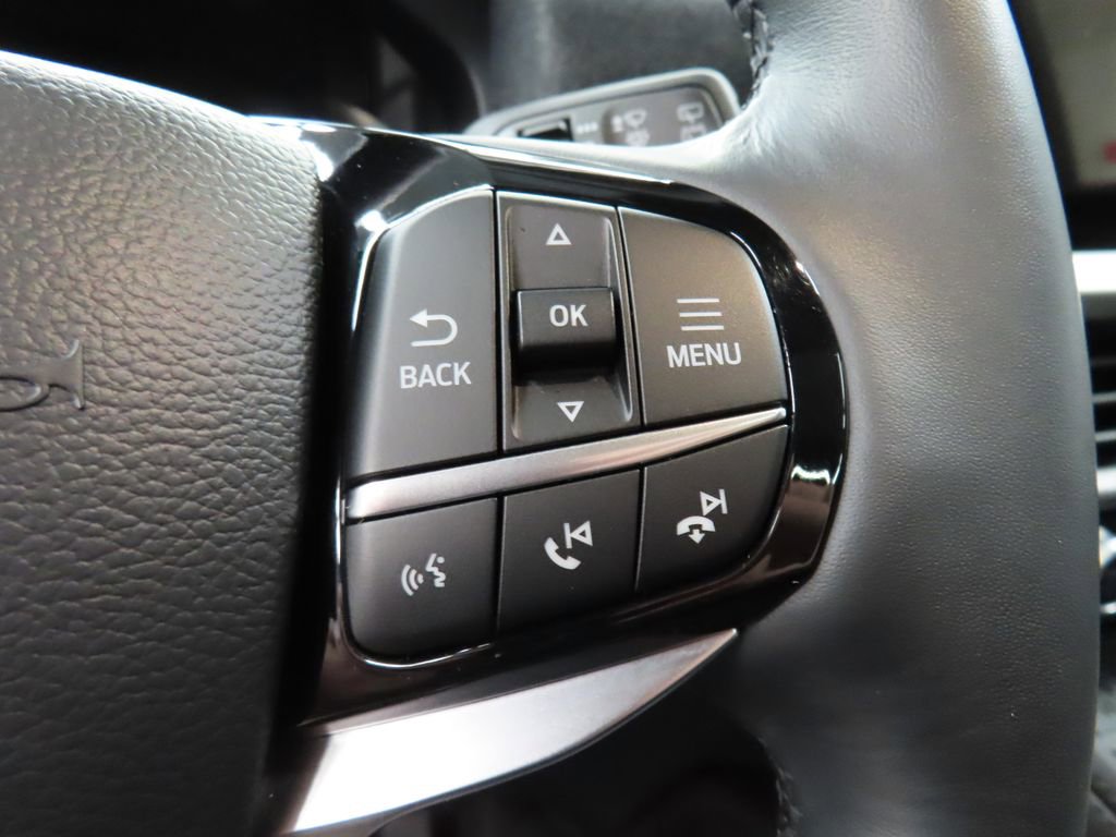 Used 2025 Ford Explorer Platinum w/ Ultimate Package image 59