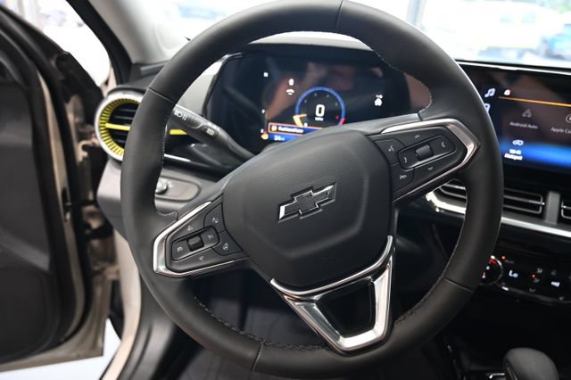 New 2026 Chevrolet Trax ACTIV w/ Sunroof Package FWD image 22