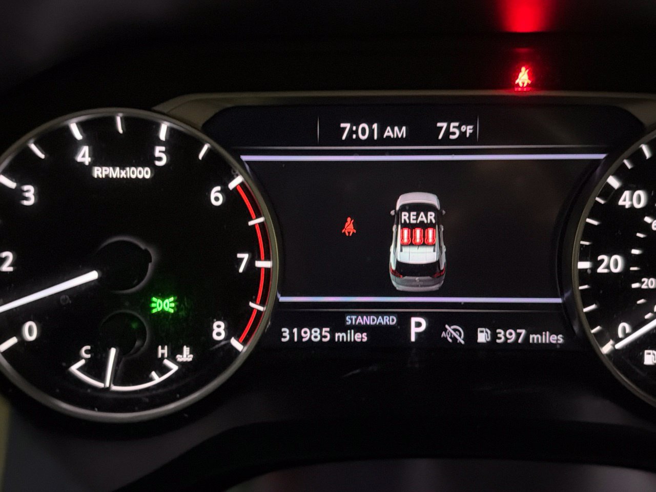 Used 2025 Nissan Rogue SV FWD image 8