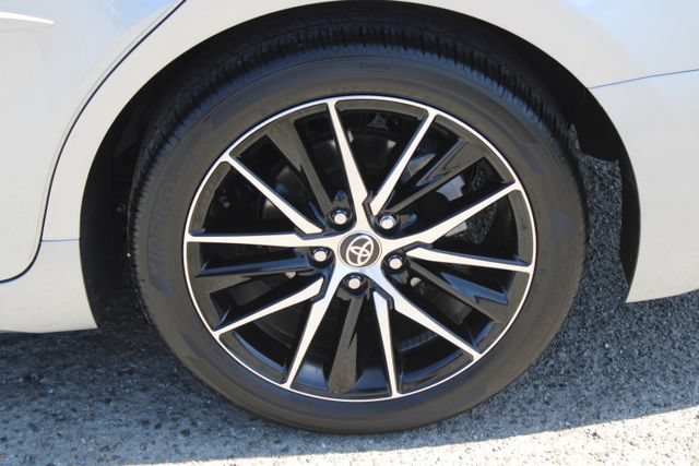 Used 2024 Toyota Camry SE FWD image 10