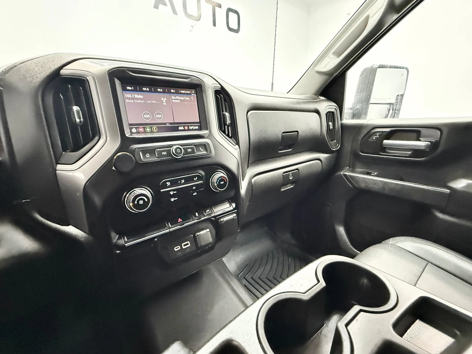 Used 2022 Chevrolet Silverado 2500 W/T w/ WT Convenience Package AWD/4WD image 15