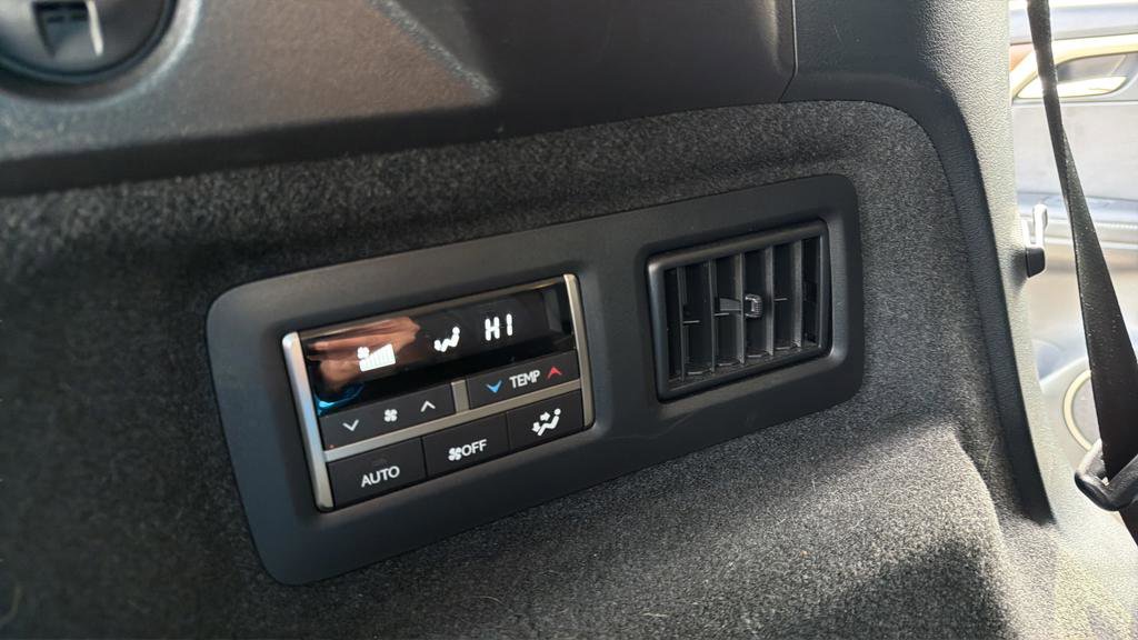 Certified 2021 Lexus RX 350L Premium w/ Premium Package image 22