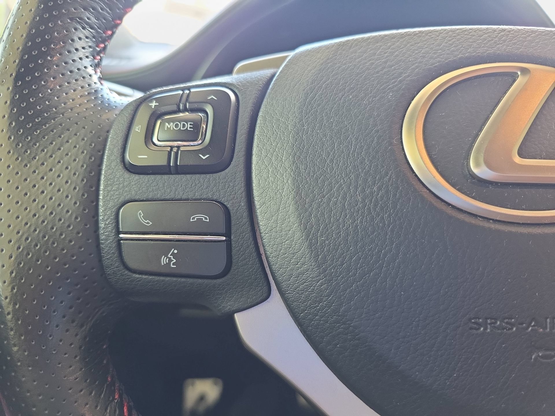 Used 2018 Lexus NX 300 F Sport w/ F Sport Premium Package FWD image 17