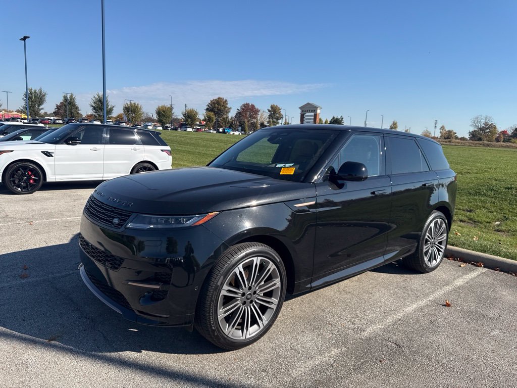 Used 2025 Land Rover Range Rover Sport Dynamic SE