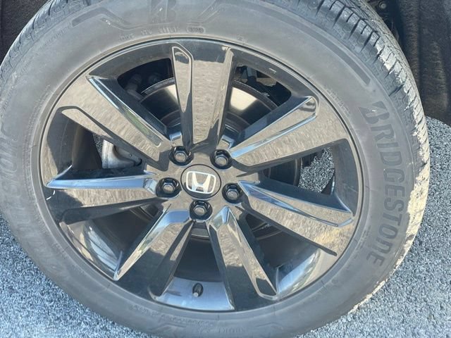 Used 2025 Honda Pilot Black Edition image 31