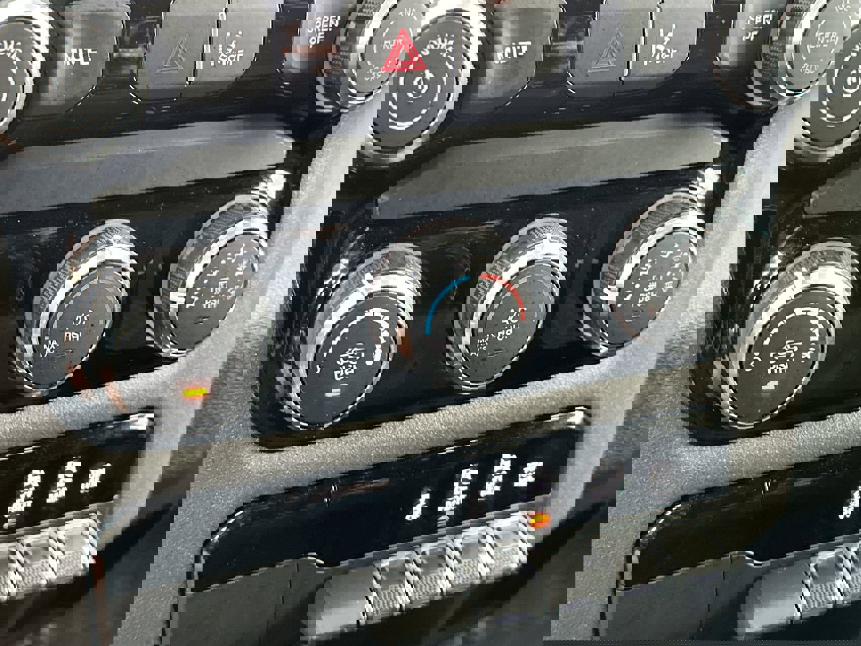 Used 2025 RAM 1500 Tradesman image 18