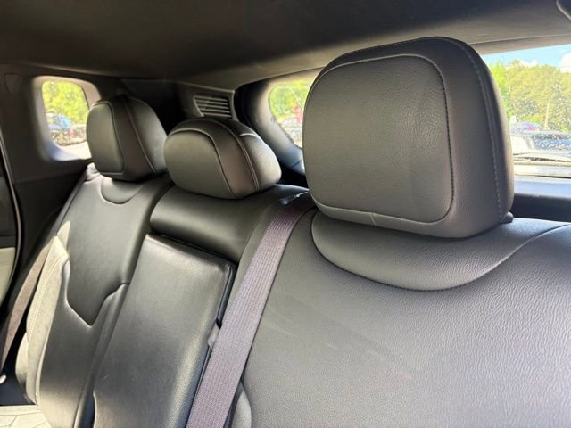 Used 2025 Jeep Compass Limited image 15