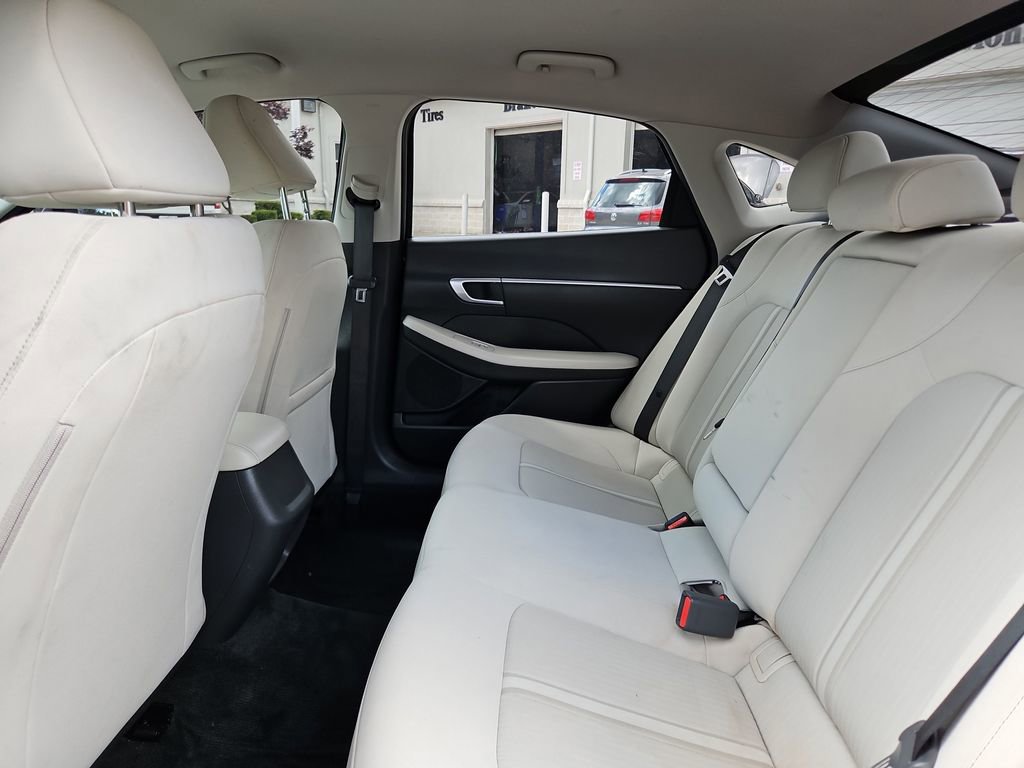 Used 2021 Hyundai Sonata SEL FWD image 23